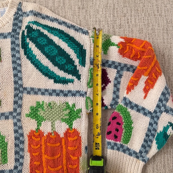 Vintage Northern Isles Hand Knit Fruit Vegetable Sweater - Picture 9 of 10